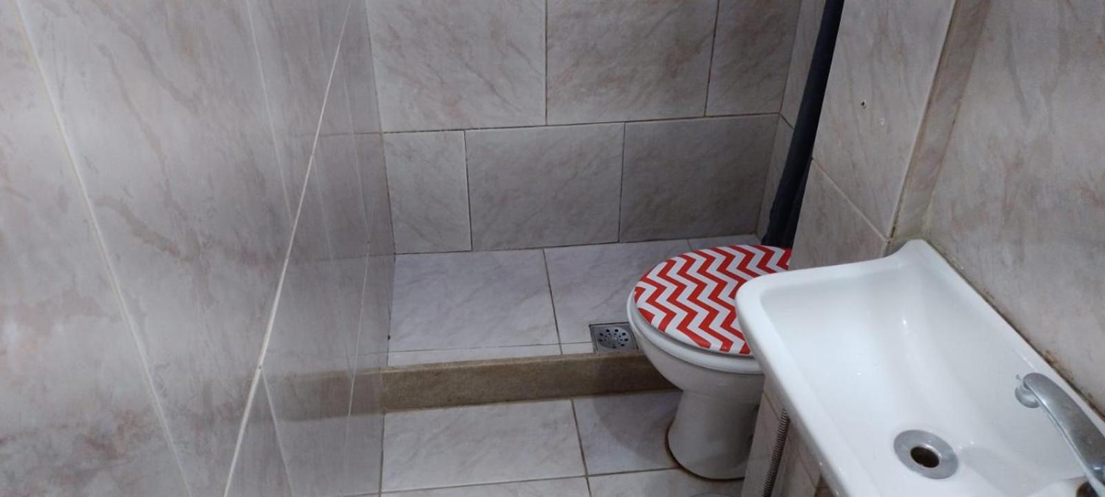 Quarto Individual Privativo Em Copacabana Рио де Жанейро Екстериор снимка